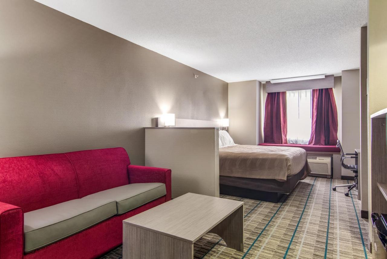Quality Inn & Suites Grove City-Outlet Mall Exteriör bild